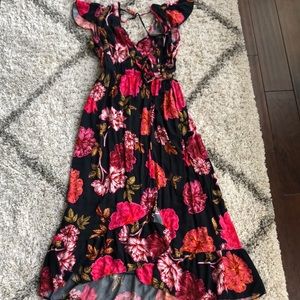 ✨5/$25✨ Xhilaration Black Floral Wrap Dress